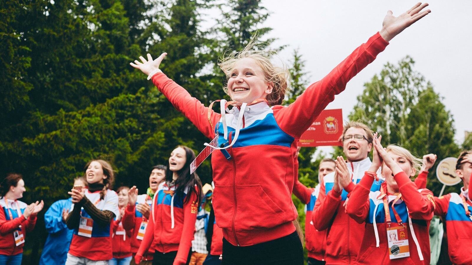 Молодежные движения. Молодежное движение. Молодежные движения в России. Молодежное движение волонтеры. Волонтерское молодежное движение в России.